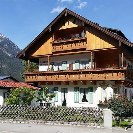 Gaestehaus Ferienglueck 格赖瑙 外观 照片