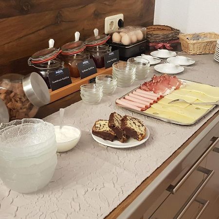 Gaestehaus Ferienglueck 格赖瑙 外观 照片
