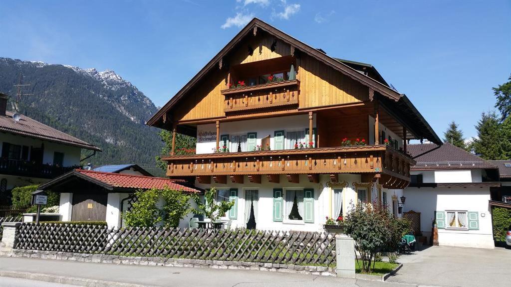 Gaestehaus Ferienglueck 格赖瑙 外观 照片